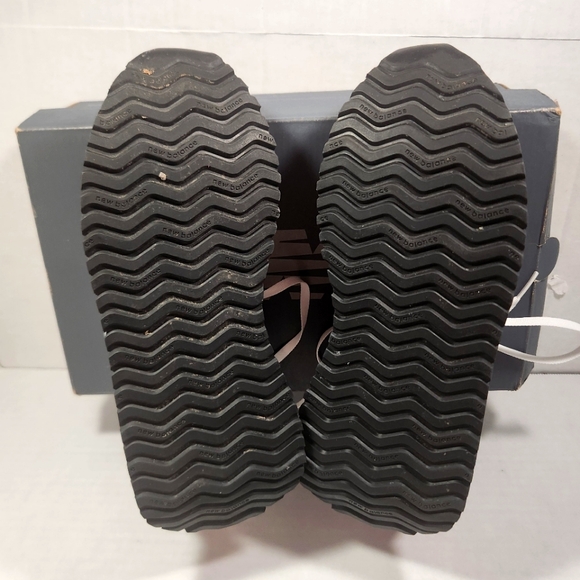 Women's New Balance 237 Sneakers - Picture 11 of 13